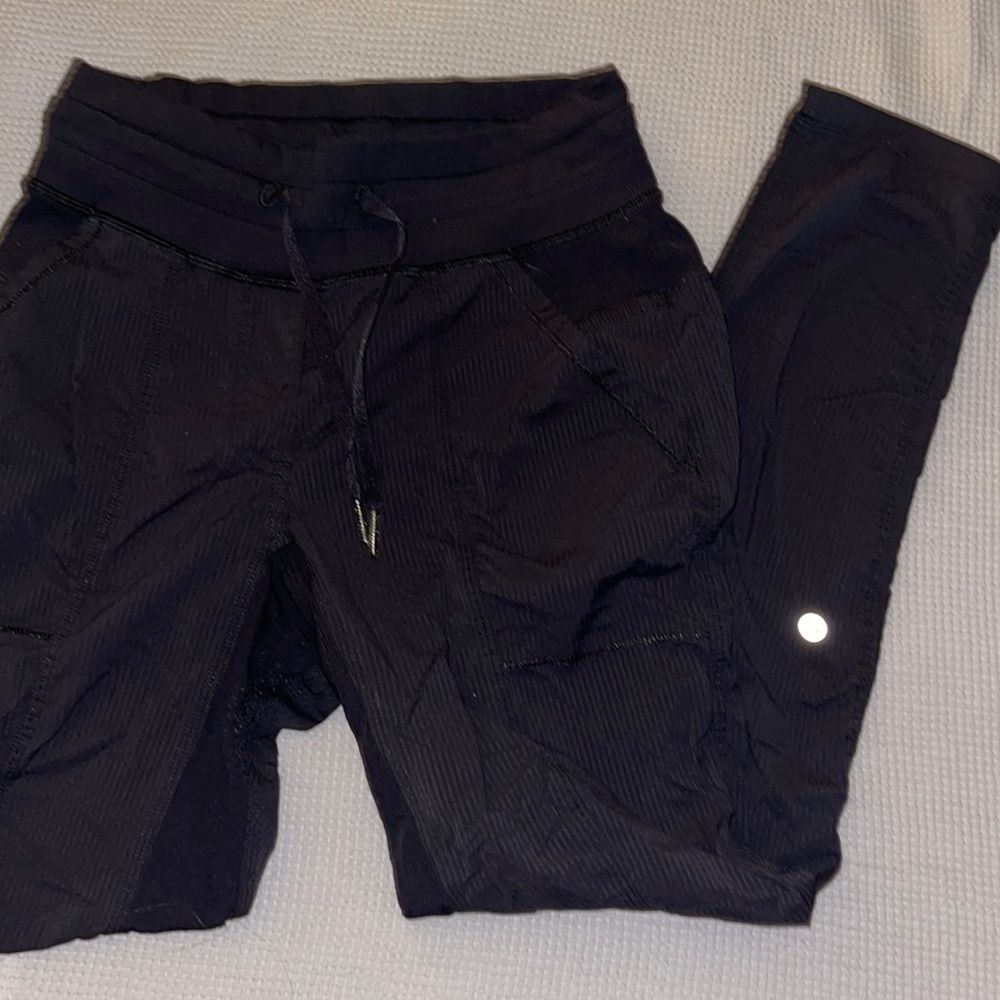 Lululemon studio dance jogger